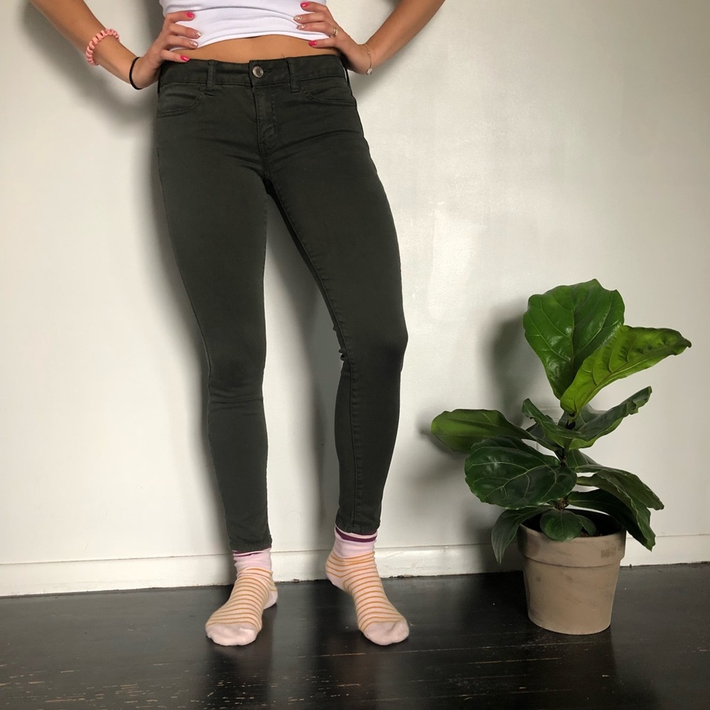 American Eagle Mid Rise Jeggings